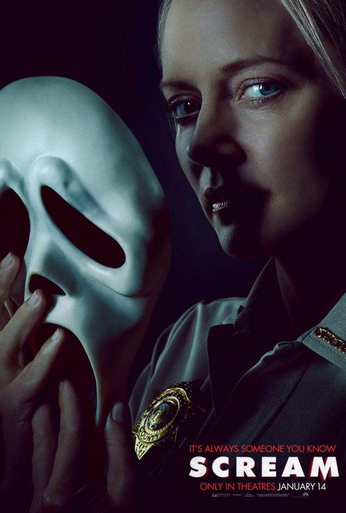 Scream 5 poster of Marley Shelton's character holding Ghostface mask